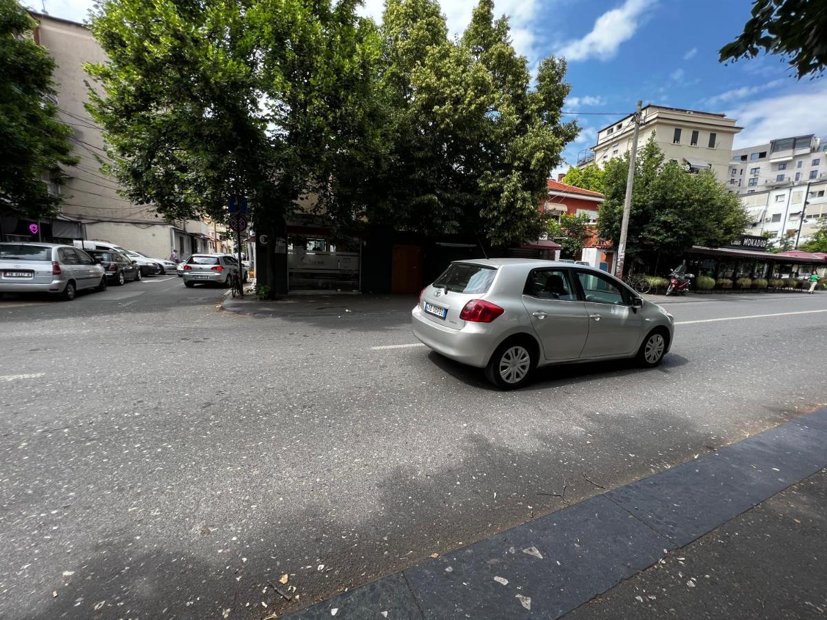 Boulevard Apartment Tirana Exterior photo